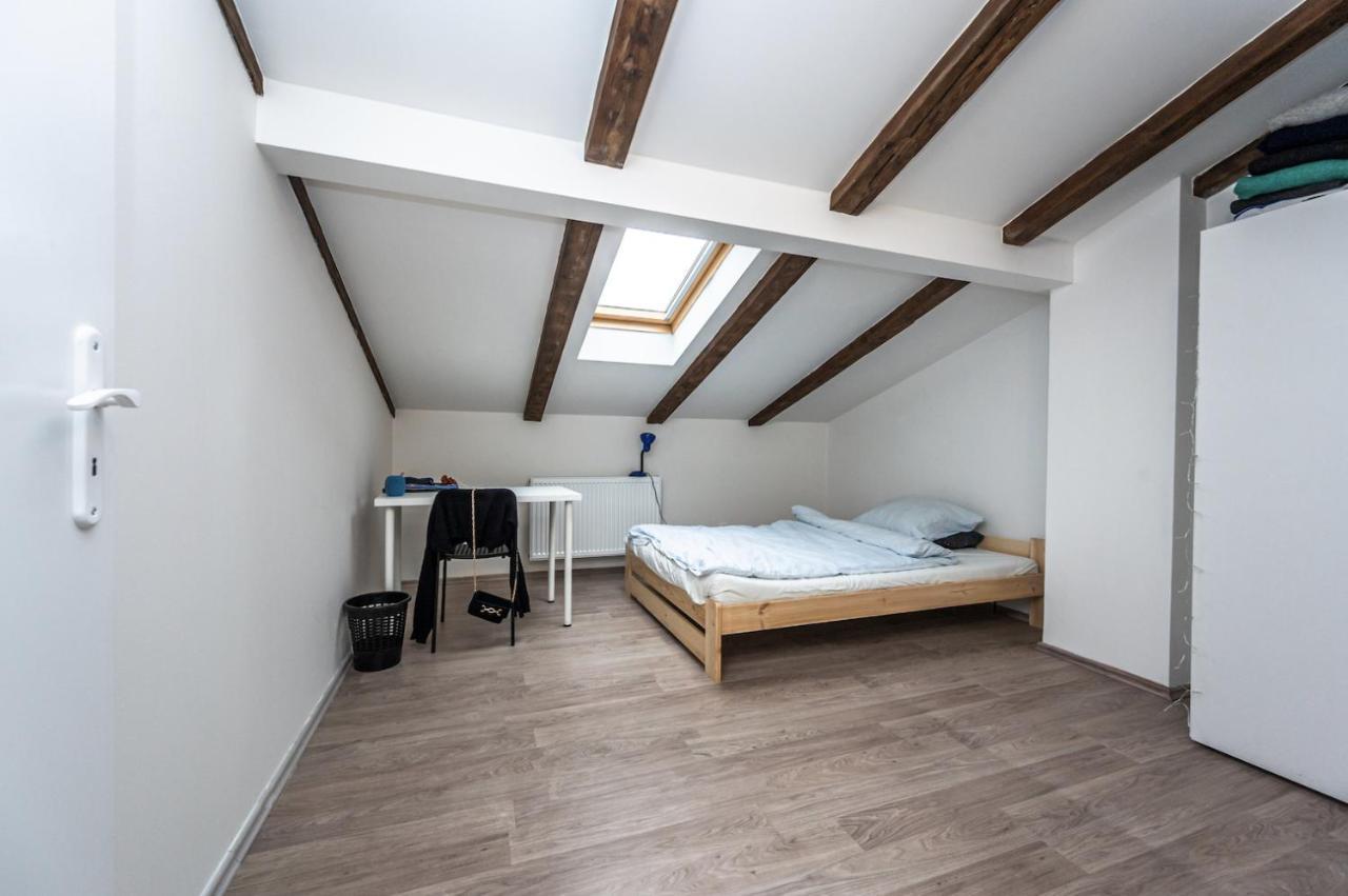 Legerova Apartments Прага Экстерьер фото
