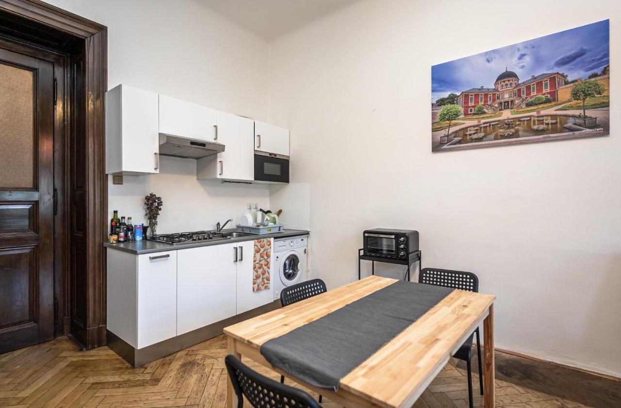 Legerova Apartments Прага Экстерьер фото