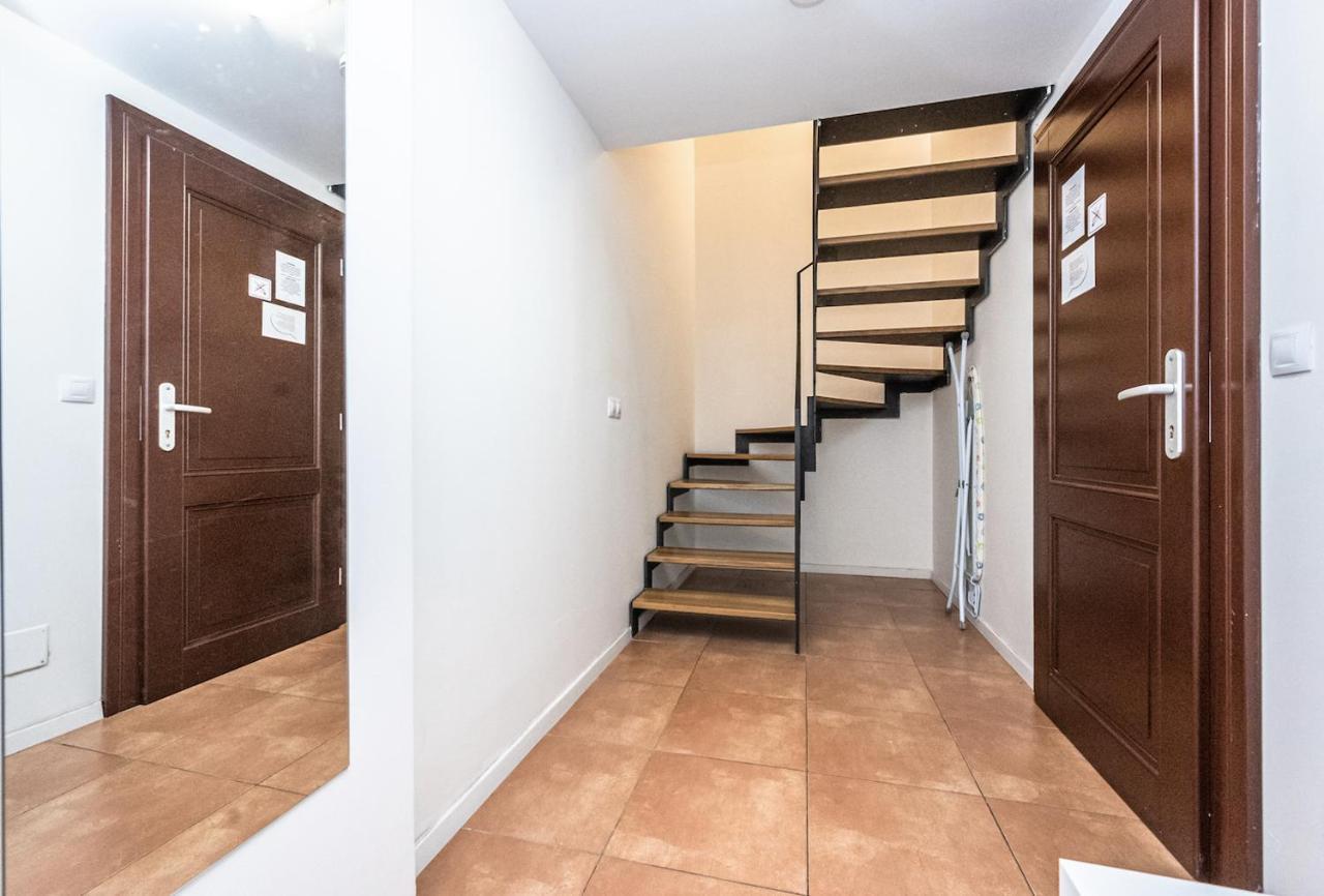 Legerova Apartments Прага Экстерьер фото