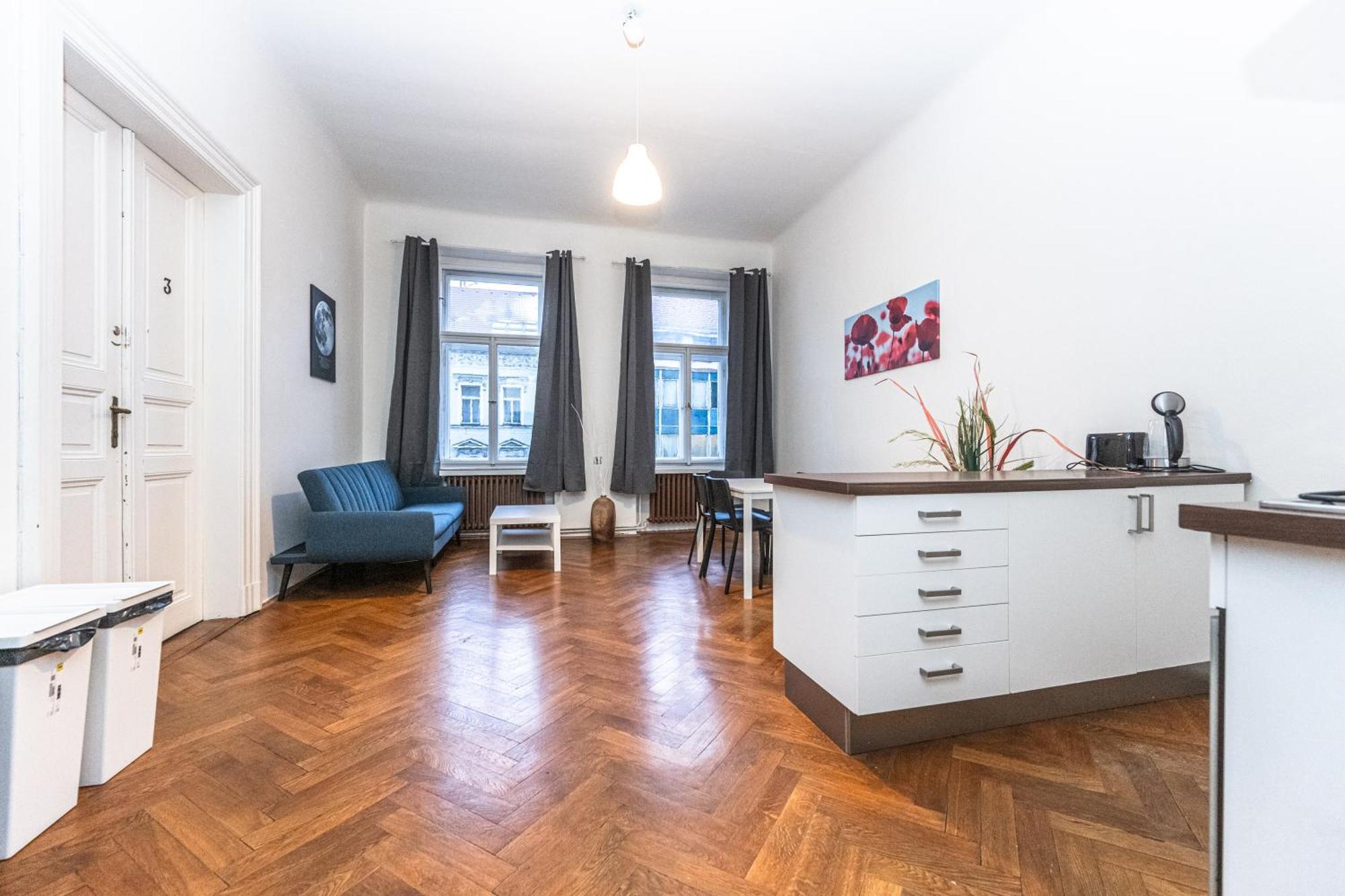 Legerova Apartments Прага Экстерьер фото