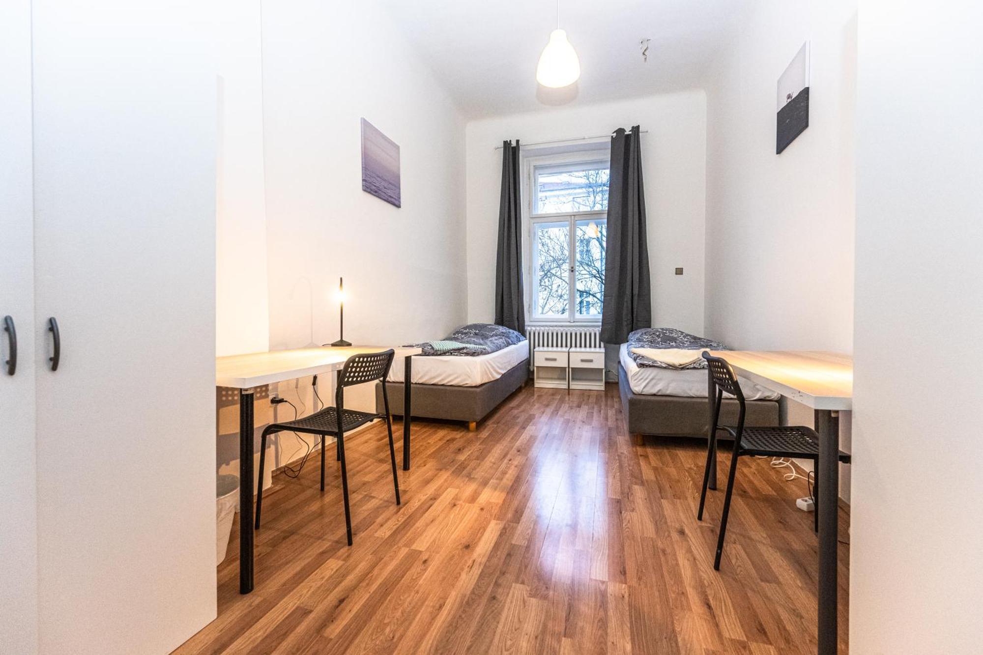 Legerova Apartments Прага Экстерьер фото