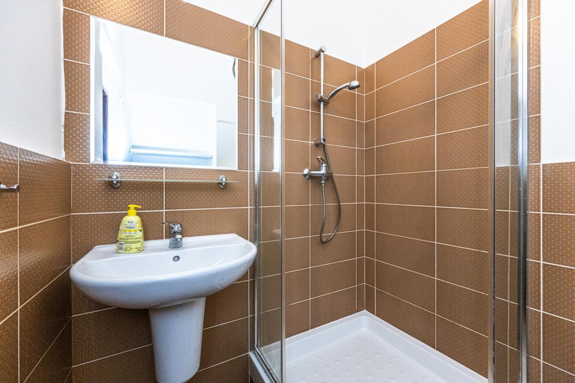 Legerova Apartments Прага Экстерьер фото